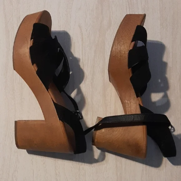 American Eagle Outfitters Black Heels size 8 - Picture 2 of 5